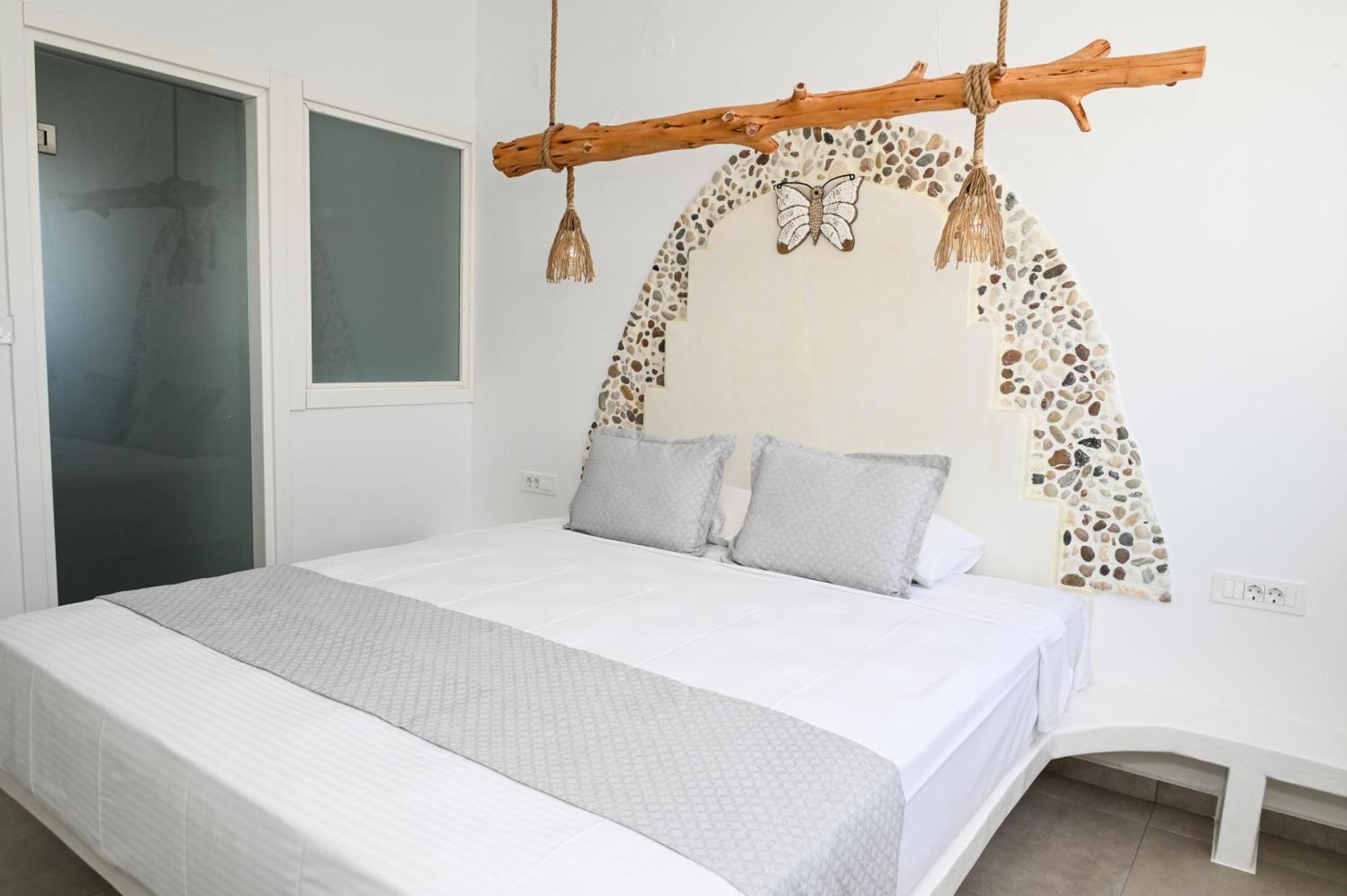 Papafragas Studios Pachaina ภายนอก รูปภาพ